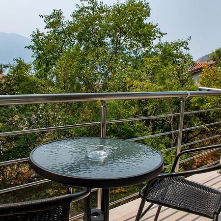 Bay Leaf Apartments Котор Екстер'єр фото